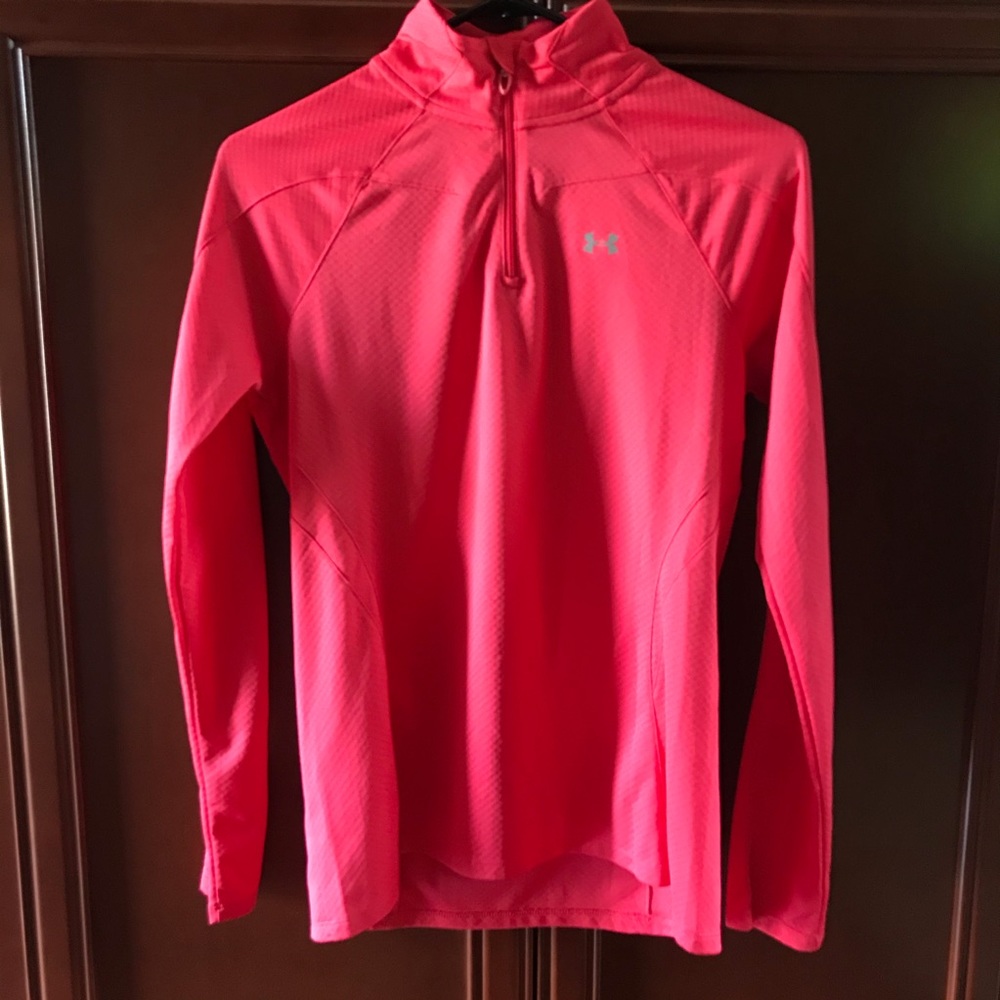 Under Armour Top Quarter Zip-Small
